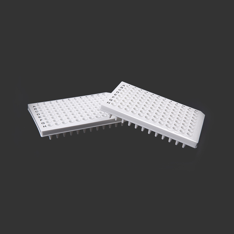 Tấm PCR 96 giếng bán viền