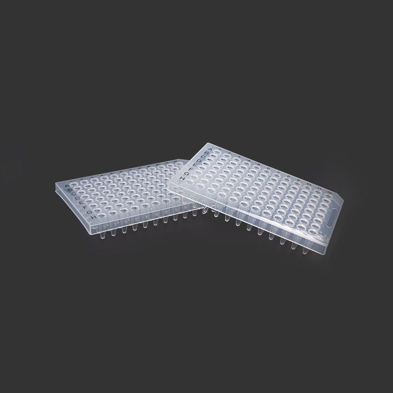 Tấm PCR 96 giếng bán viền
