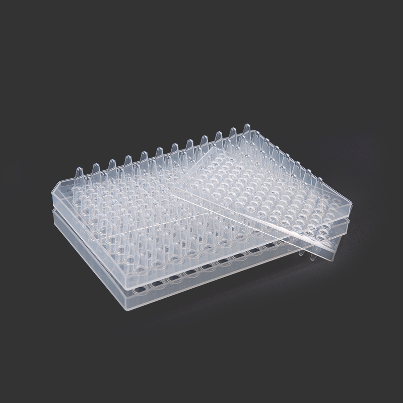 Tấm PCR 96 giếng bán viền